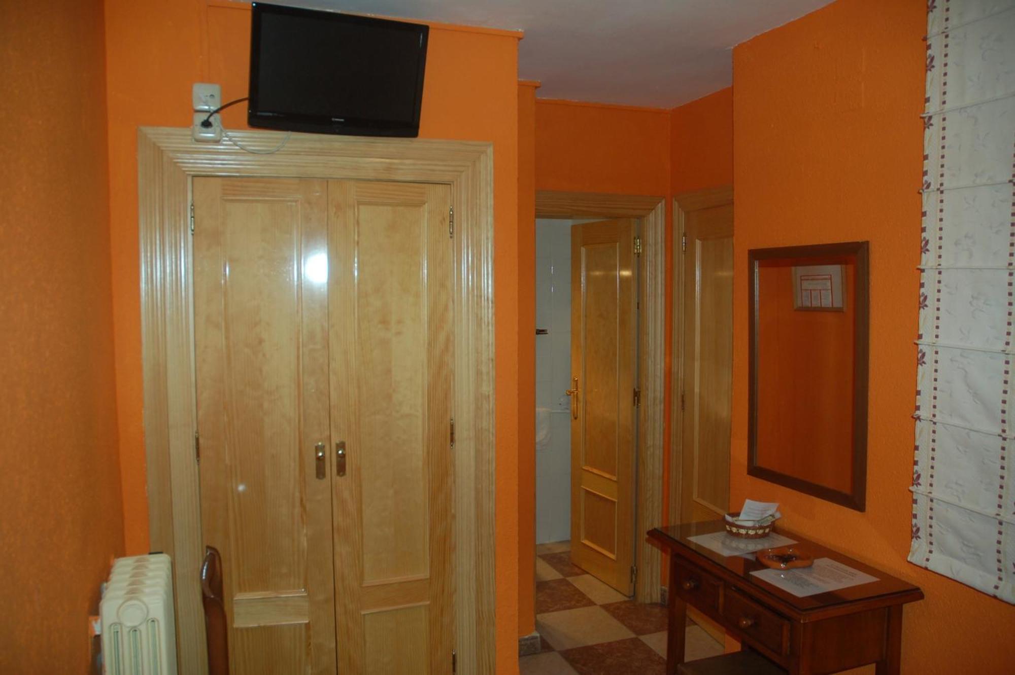 Hostal Residencia Castilla Cuenca  Exterior foto